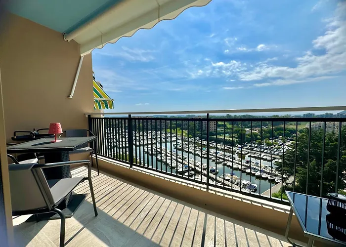 My Resid Divina Cannes Marina Vue